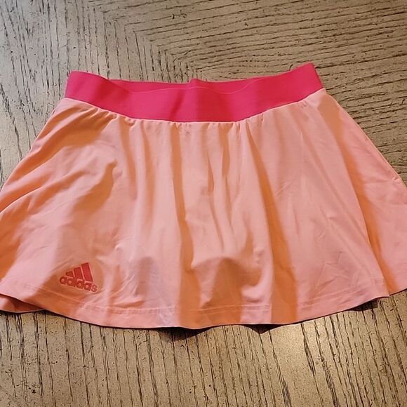 XS Adidas oramge skirt with built in shorts - Picture 8 of 8